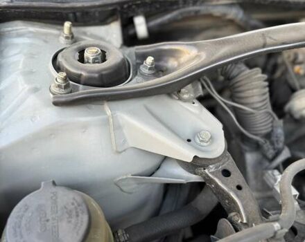 Сірий Тойота Камрі, об'ємом двигуна 3 л та пробігом 215 тис. км за 6800 $, фото 38 на Automoto.ua