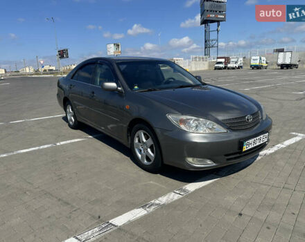 Сірий Тойота Камрі, об'ємом двигуна 3 л та пробігом 332 тис. км за 5400 $, фото 3 на Automoto.ua
