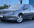 Серый Тойота Камри, объемом двигателя 3 л и пробегом 270 тыс. км за 4999 $, фото 1 на Automoto.ua