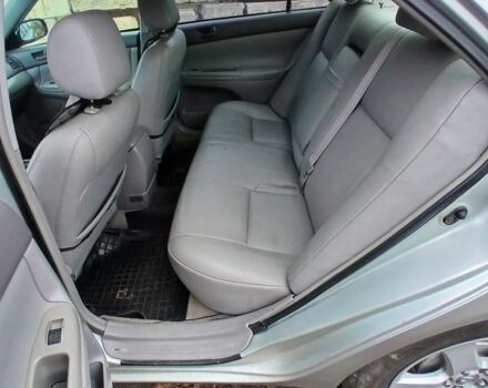 Серый Тойота Камри, объемом двигателя 2.4 л и пробегом 300 тыс. км за 4200 $, фото 7 на Automoto.ua