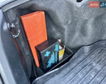 Серый Тойота Камри, объемом двигателя 2.4 л и пробегом 257 тыс. км за 5400 $, фото 10 на Automoto.ua