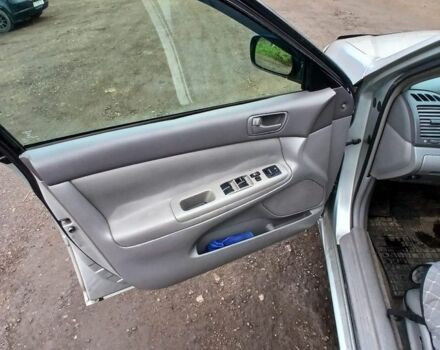 Серый Тойота Камри, объемом двигателя 2.4 л и пробегом 300 тыс. км за 4200 $, фото 6 на Automoto.ua