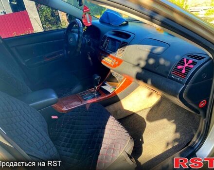 Сірий Тойота Камрі, об'ємом двигуна 3 л та пробігом 390 тис. км за 6000 $, фото 5 на Automoto.ua