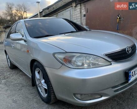 Сірий Тойота Камрі, об'ємом двигуна 3 л та пробігом 380 тис. км за 5500 $, фото 1 на Automoto.ua