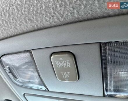 Серый Тойота Камри, объемом двигателя 2.4 л и пробегом 257 тыс. км за 5400 $, фото 22 на Automoto.ua