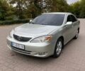 Серый Тойота Камри, объемом двигателя 3 л и пробегом 303 тыс. км за 4500 $, фото 1 на Automoto.ua