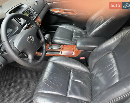 Серый Тойота Камри, объемом двигателя 3 л и пробегом 229 тыс. км за 7000 $, фото 7 на Automoto.ua