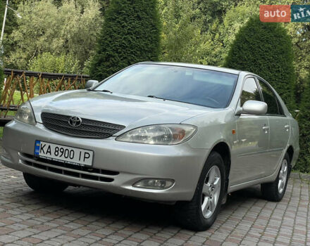 Серый Тойота Камри, объемом двигателя 3 л и пробегом 240 тыс. км за 6250 $, фото 2 на Automoto.ua