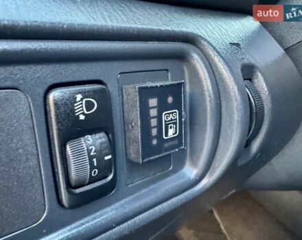 Серый Тойота Камри, объемом двигателя 2.4 л и пробегом 257 тыс. км за 5400 $, фото 48 на Automoto.ua