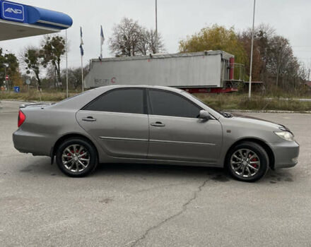 Сірий Тойота Камрі, об'ємом двигуна 3 л та пробігом 384 тис. км за 5500 $, фото 24 на Automoto.ua
