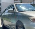 Серый Тойота Камри, объемом двигателя 2.4 л и пробегом 325 тыс. км за 4500 $, фото 2 на Automoto.ua