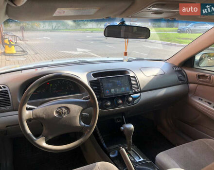 Сірий Тойота Камрі, об'ємом двигуна 2.36 л та пробігом 265 тис. км за 4800 $, фото 7 на Automoto.ua