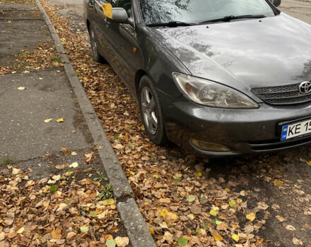 Сірий Тойота Камрі, об'ємом двигуна 2.4 л та пробігом 375 тис. км за 4800 $, фото 1 на Automoto.ua