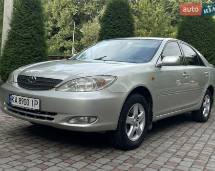 Серый Тойота Камри, объемом двигателя 3 л и пробегом 240 тыс. км за 6250 $, фото 5 на Automoto.ua