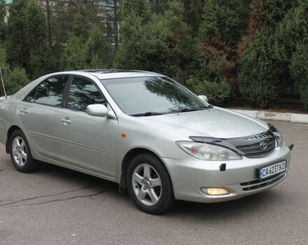 Серый Тойота Камри, объемом двигателя 2.4 л и пробегом 375 тыс. км за 5550 $, фото 1 на Automoto.ua