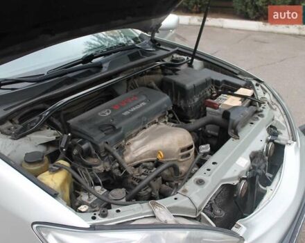 Серый Тойота Камри, объемом двигателя 2.4 л и пробегом 375 тыс. км за 5500 $, фото 15 на Automoto.ua