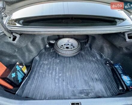 Серый Тойота Камри, объемом двигателя 2.4 л и пробегом 257 тыс. км за 5400 $, фото 15 на Automoto.ua