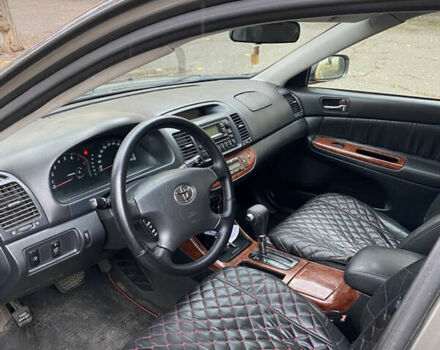 Сірий Тойота Камрі, об'ємом двигуна 2.4 л та пробігом 375 тис. км за 4800 $, фото 6 на Automoto.ua