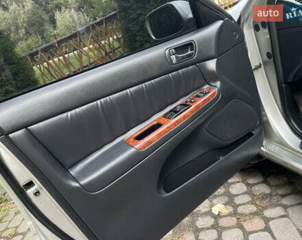 Серый Тойота Камри, объемом двигателя 3 л и пробегом 240 тыс. км за 6250 $, фото 19 на Automoto.ua