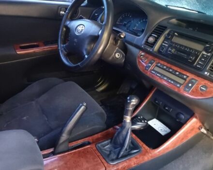 Серый Тойота Камри, объемом двигателя 2.4 л и пробегом 500 тыс. км за 3700 $, фото 3 на Automoto.ua