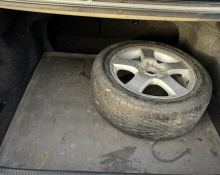 Серый Тойота Камри, объемом двигателя 3 л и пробегом 205 тыс. км за 4500 $, фото 1 на Automoto.ua