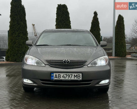 Серый Тойота Камри, объемом двигателя 2.36 л и пробегом 617 тыс. км за 5700 $, фото 1 на Automoto.ua