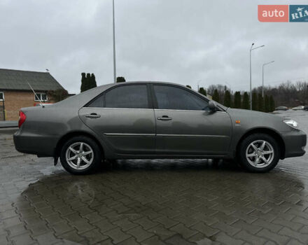 Серый Тойота Камри, объемом двигателя 2.36 л и пробегом 617 тыс. км за 5700 $, фото 7 на Automoto.ua