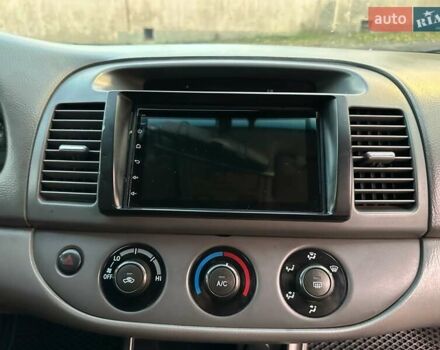 Серый Тойота Камри, объемом двигателя 2.36 л и пробегом 300 тыс. км за 5200 $, фото 24 на Automoto.ua