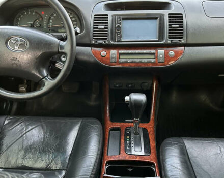 Серый Тойота Камри, объемом двигателя 3 л и пробегом 255 тыс. км за 6800 $, фото 12 на Automoto.ua