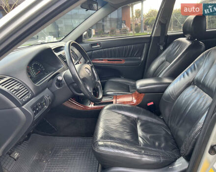 Сірий Тойота Камрі, об'ємом двигуна 3 л та пробігом 221 тис. км за 6300 $, фото 18 на Automoto.ua