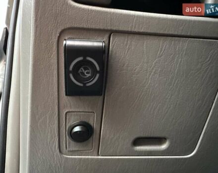 Серый Тойота Камри, объемом двигателя 2.36 л и пробегом 300 тыс. км за 5200 $, фото 20 на Automoto.ua