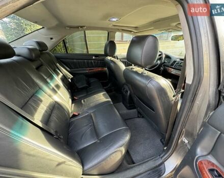 Серый Тойота Камри, объемом двигателя 3 л и пробегом 383 тыс. км за 5900 $, фото 12 на Automoto.ua