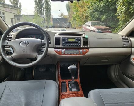 Серый Тойота Камри, объемом двигателя 3 л и пробегом 200 тыс. км за 3700 $, фото 13 на Automoto.ua
