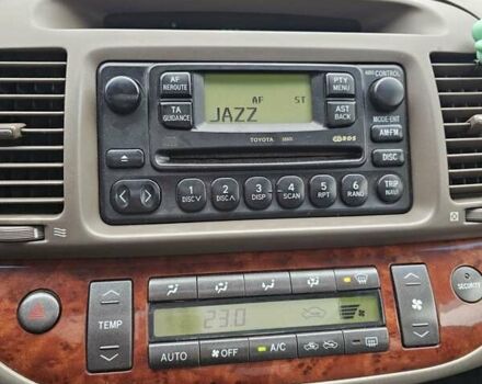 Серый Тойота Камри, объемом двигателя 3 л и пробегом 330 тыс. км за 3100 $, фото 18 на Automoto.ua