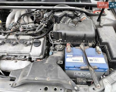 Сірий Тойота Камрі, об'ємом двигуна 3 л та пробігом 284 тис. км за 5700 $, фото 26 на Automoto.ua