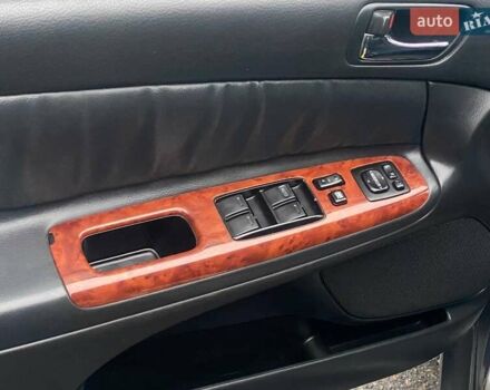 Серый Тойота Камри, объемом двигателя 2.4 л и пробегом 270 тыс. км за 5600 $, фото 13 на Automoto.ua