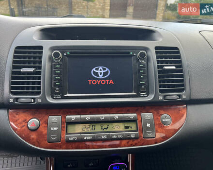 Сірий Тойота Камрі, об'ємом двигуна 3 л та пробігом 221 тис. км за 6300 $, фото 25 на Automoto.ua