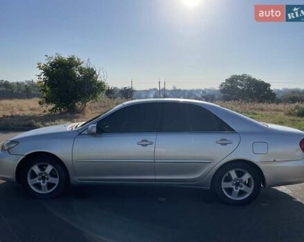 Сірий Тойота Камрі, об'ємом двигуна 3 л та пробігом 145 тис. км за 4000 $, фото 4 на Automoto.ua