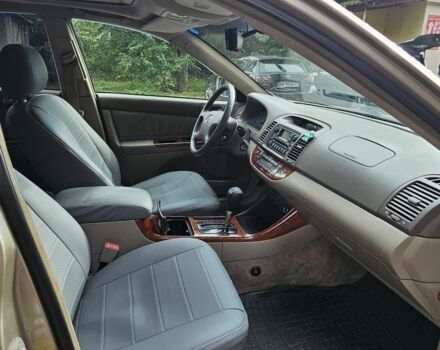 Серый Тойота Камри, объемом двигателя 3 л и пробегом 200 тыс. км за 3700 $, фото 9 на Automoto.ua