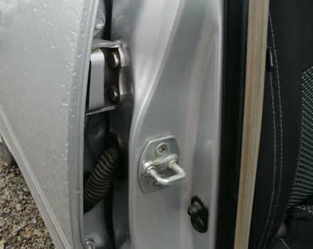 Серый Тойота Камри, объемом двигателя 2.4 л и пробегом 280 тыс. км за 4850 $, фото 25 на Automoto.ua