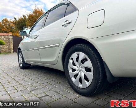 Серый Тойота Камри, объемом двигателя 3 л и пробегом 221 тыс. км за 6500 $, фото 6 на Automoto.ua