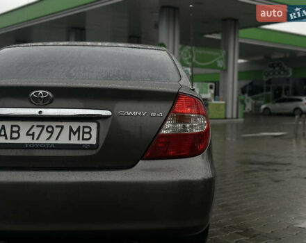 Серый Тойота Камри, объемом двигателя 2.36 л и пробегом 617 тыс. км за 5700 $, фото 6 на Automoto.ua