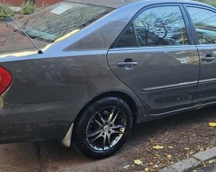 Серый Тойота Камри, объемом двигателя 3 л и пробегом 210 тыс. км за 4800 $, фото 13 на Automoto.ua