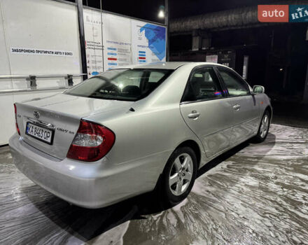 Серый Тойота Камри, объемом двигателя 2.4 л и пробегом 101 тыс. км за 7500 $, фото 4 на Automoto.ua