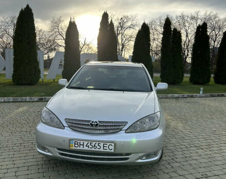 Серый Тойота Камри, объемом двигателя 3 л и пробегом 255 тыс. км за 6800 $, фото 1 на Automoto.ua