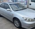 Серый Тойота Камри, объемом двигателя 3 л и пробегом 392 тыс. км за 6000 $, фото 1 на Automoto.ua