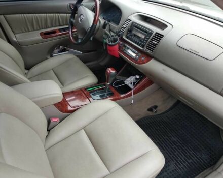 Серый Тойота Камри, объемом двигателя 2.4 л и пробегом 528 тыс. км за 4700 $, фото 8 на Automoto.ua