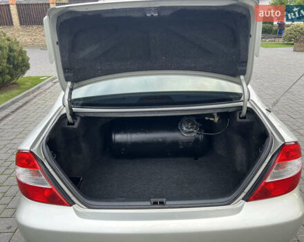 Сірий Тойота Камрі, об'ємом двигуна 3 л та пробігом 221 тис. км за 6300 $, фото 36 на Automoto.ua