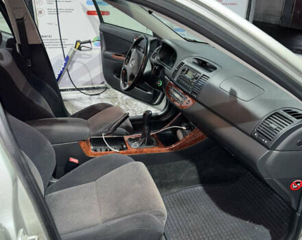 Серый Тойота Камри, объемом двигателя 2.4 л и пробегом 101 тыс. км за 7500 $, фото 8 на Automoto.ua