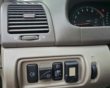 Серый Тойота Камри, объемом двигателя 3 л и пробегом 200 тыс. км за 3700 $, фото 14 на Automoto.ua